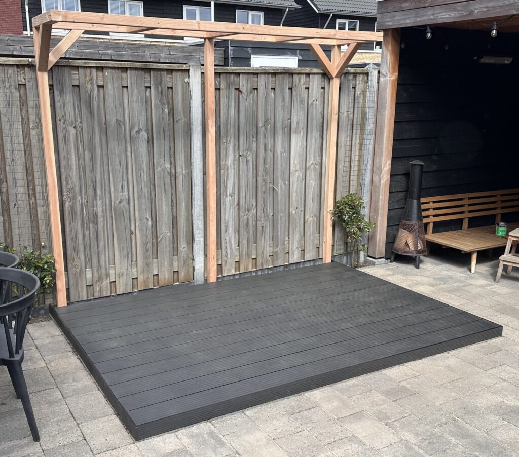 Vlonder met pergola
