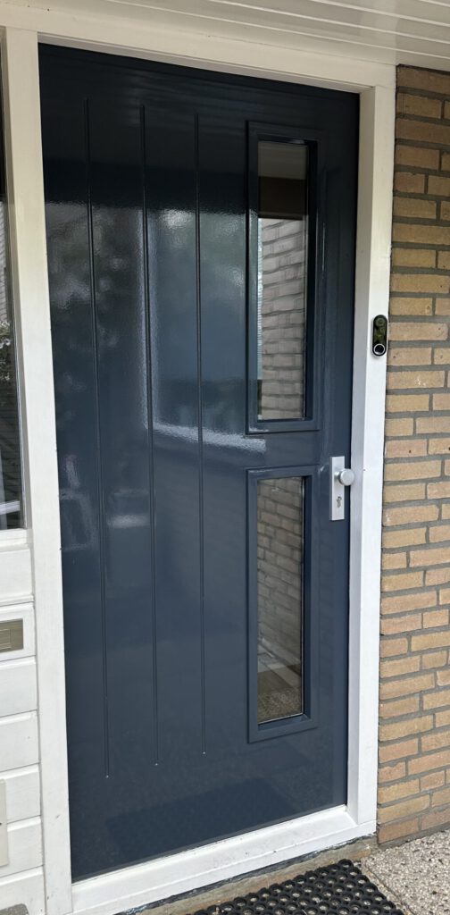 Voordeur vervangen incl hang en sluitwerk 3-puntssluiting